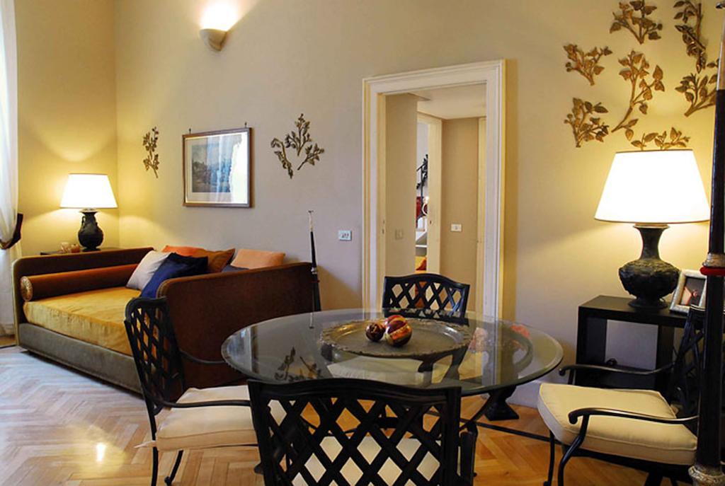 Casa Rubinacci Apartment Наполи Стая снимка