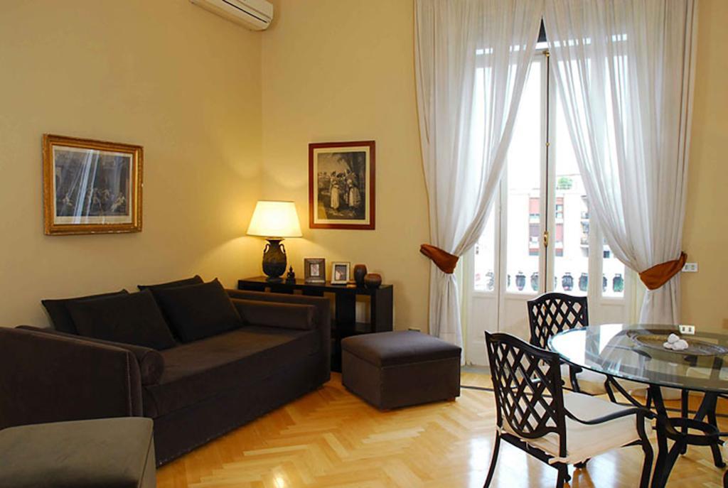 Casa Rubinacci Apartment Наполи Екстериор снимка